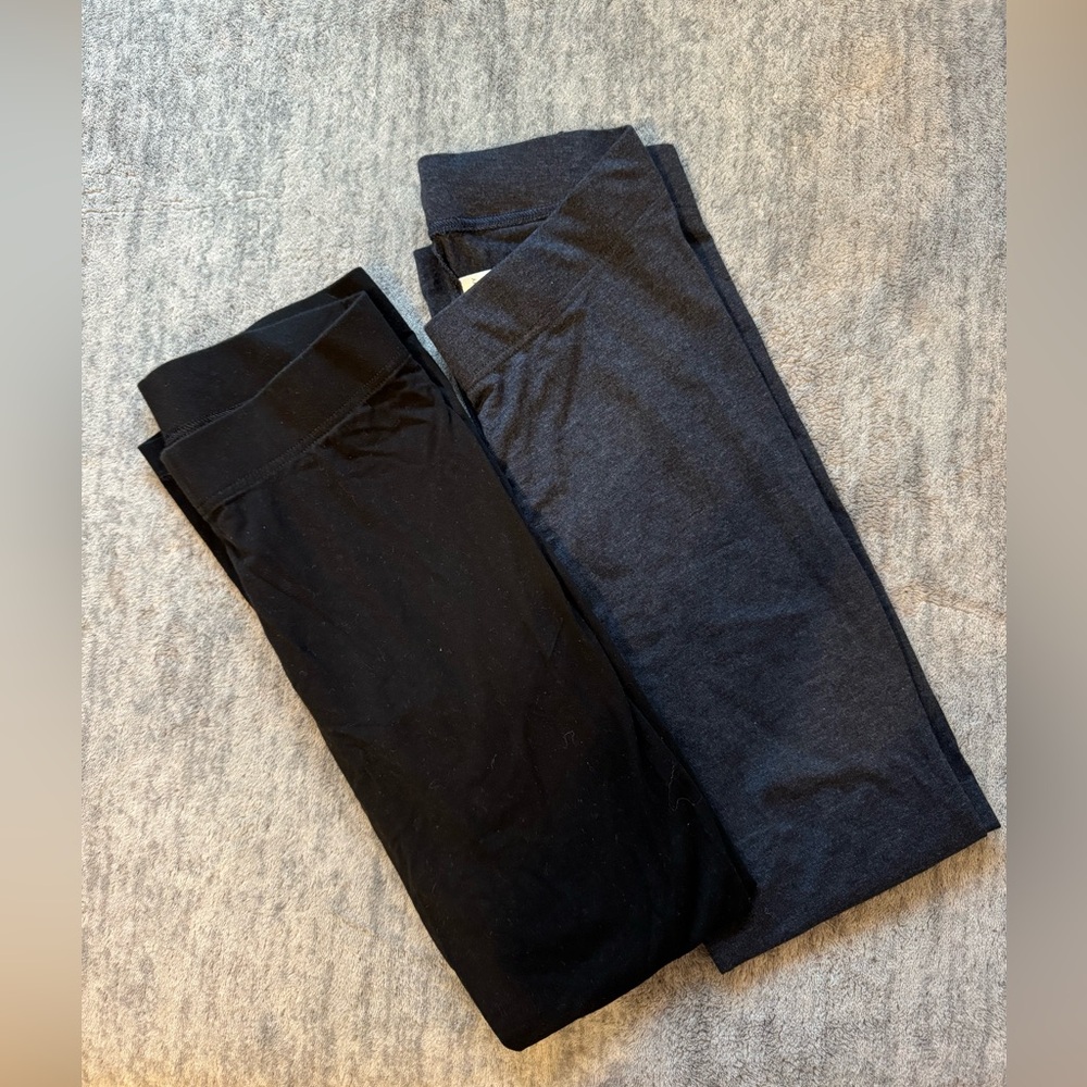 Leggings 2 pairs size small old navy